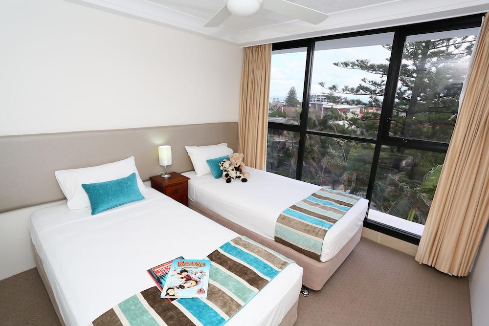 Biarritz Apartments Gold Coast Exterior photo