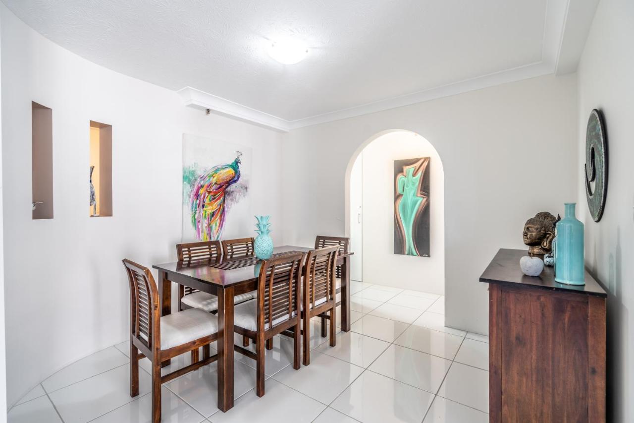 Biarritz Apartments Gold Coast Exterior photo