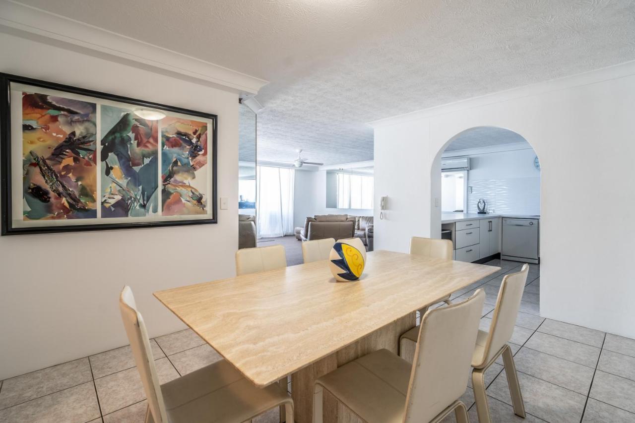 Biarritz Apartments Gold Coast Exterior photo